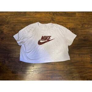 The Nike Tee Womens Crop Logo T Shirt Purple Size Large